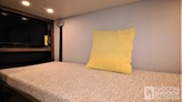 bottom-slider-img