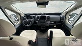 bottom-slider-img