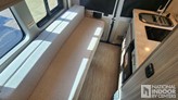 bottom-slider-img