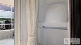 bottom-slider-img