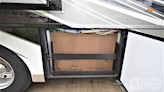 bottom-slider-img