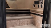 bottom-slider-img