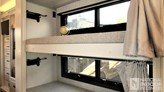 bottom-slider-img