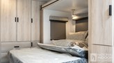 bottom-slider-img