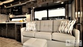 bottom-slider-img