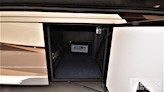 bottom-slider-img