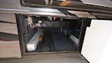 bottom-slider-img