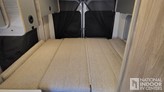 bottom-slider-img