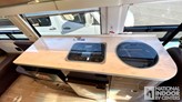 bottom-slider-img