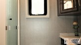 bottom-slider-img