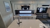 bottom-slider-img