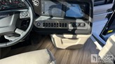 bottom-slider-img