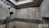 bottom-slider-img