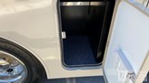 bottom-slider-img
