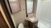 bottom-slider-img