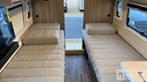 bottom-slider-img