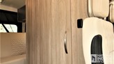 bottom-slider-img