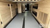 bottom-slider-img