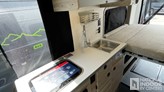 bottom-slider-img