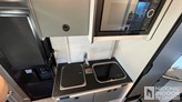 bottom-slider-img