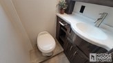 bottom-slider-img