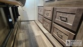 bottom-slider-img