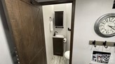 bottom-slider-img