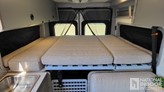 bottom-slider-img