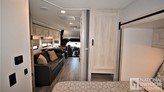 bottom-slider-img