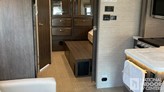 bottom-slider-img