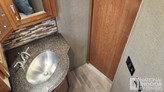 bottom-slider-img