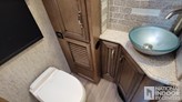 bottom-slider-img