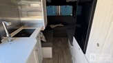 bottom-slider-img