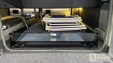 bottom-slider-img