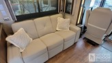 bottom-slider-img