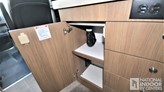 bottom-slider-img