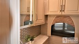 bottom-slider-img
