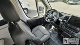 bottom-slider-img