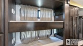 bottom-slider-img