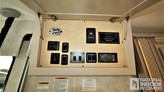 bottom-slider-img
