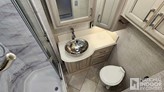 bottom-slider-img