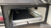 bottom-slider-img