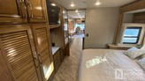bottom-slider-img