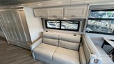 bottom-slider-img