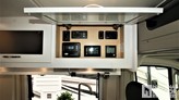bottom-slider-img
