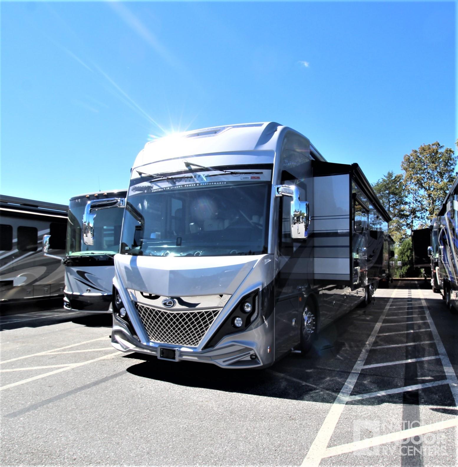 New 2023 American Coach American Dream | Brooklyn | Rockport | #9611 | Atlanta | National Indoor RV Centers New 2023 American Coach American Dream | Brooklyn | Rockport | #9611 | Atlanta | National Indoor RV Centers
