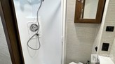 bottom-slider-img