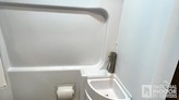 bottom-slider-img