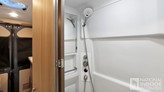 bottom-slider-img