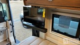 bottom-slider-img